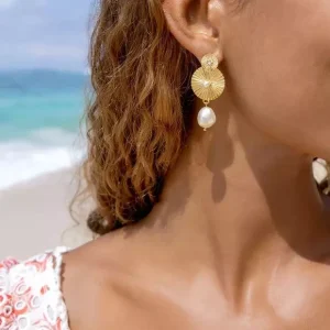 Caroline Svedbom – Odessa Pearl Earrings